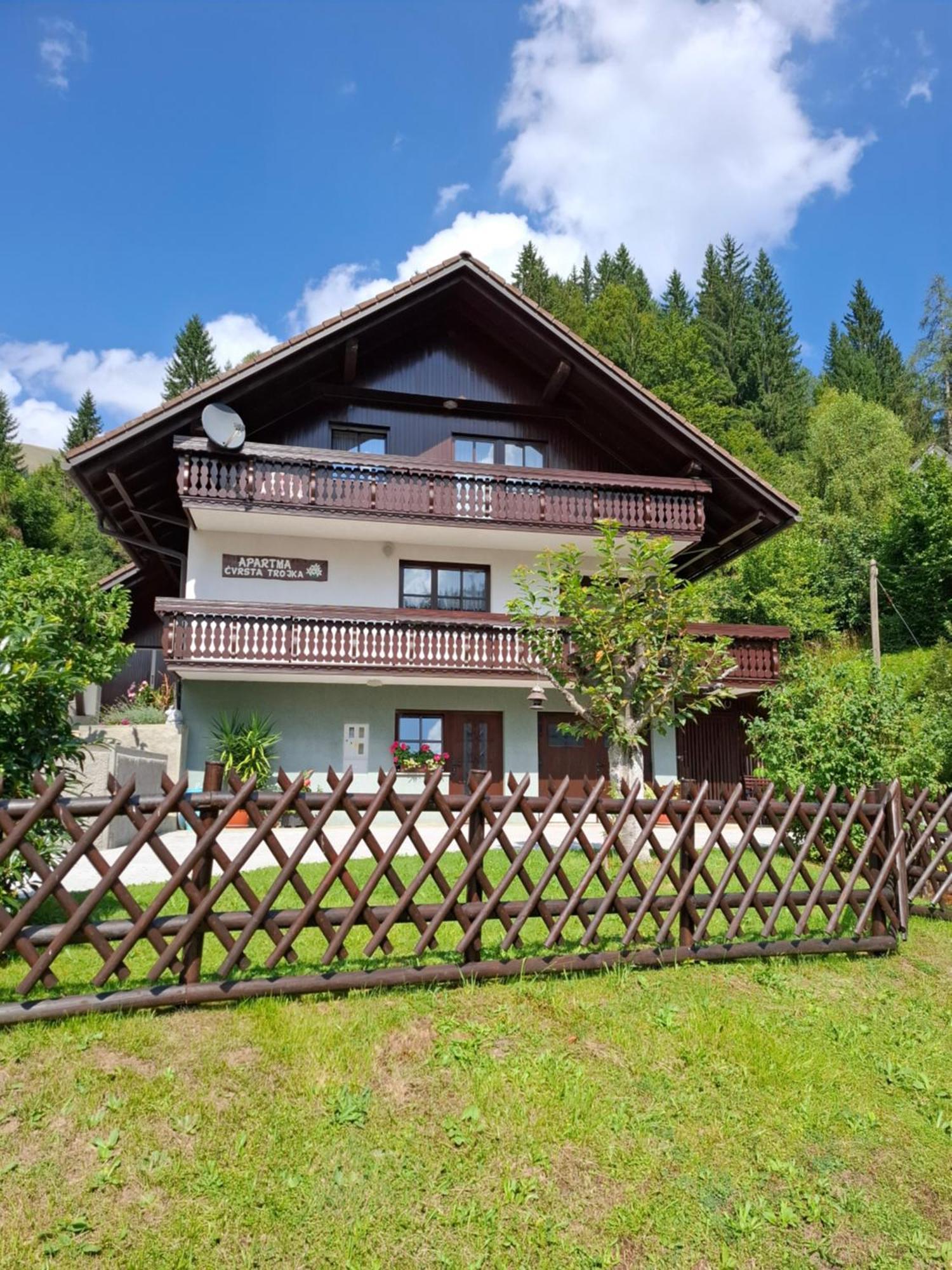 Apartma Cvrsta Trojka Jesenice Dış mekan fotoğraf